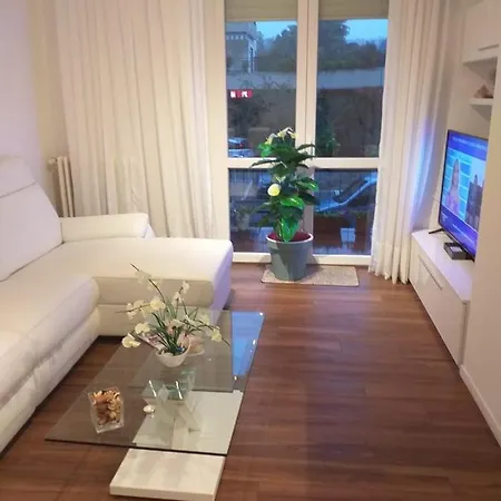 Centro * ססטו קלנדה